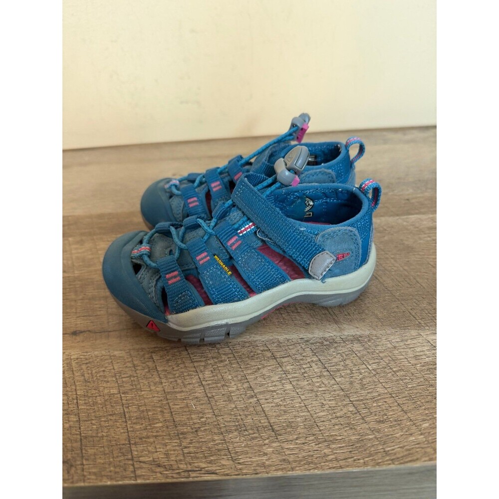 KEEN Newport H2 Kids' Sandals toddler girl size 9 shoes